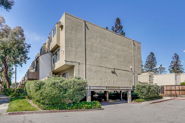 340 Auburn Way in San Jose, CA - Building Photo - Building Photo