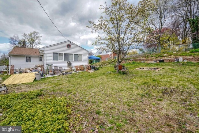 1207 St Andrews Way in Baltimore, MD - Building Photo - Building Photo