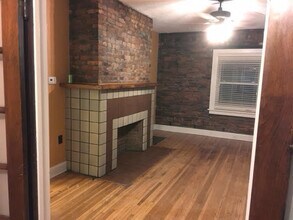 1356 Dennison Ave in Columbus, OH - Building Photo - Building Photo