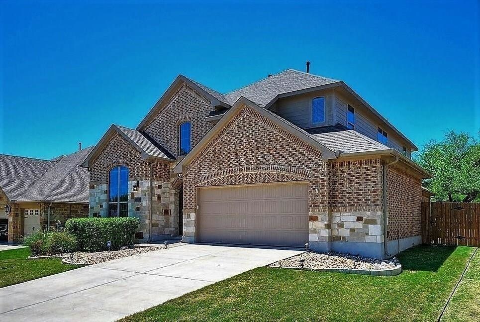 13656 Mesa Verde Dr in Austin, TX - Building Photo