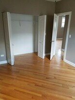 1644 W Pratt Blvd in Chicago, IL - Building Photo