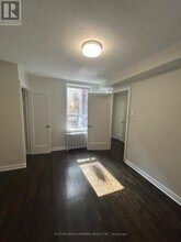 166 Eastbourne Ave in Toronto, ON - Building Photo - Building Photo