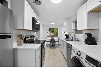 319 N K St in Tacoma, WA - Foto de edificio - Building Photo