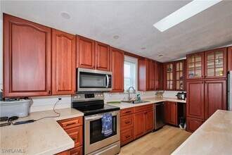 16820 Banyon Dr in Ft. Myers, FL - Building Photo - Building Photo