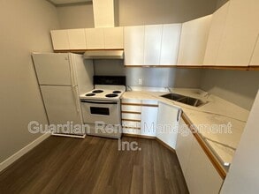 209 Simpson St in Thunder Bay, ON - Building Photo - Building Photo