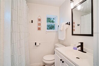 3625 2nd Ave S-Unit -2 in St. Petersburg, FL - Building Photo - Building Photo