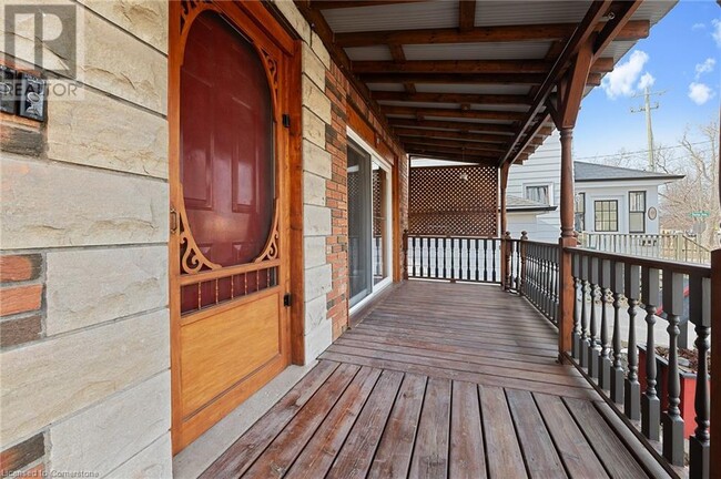 87 York St in St Catharines, ON - Building Photo - Building Photo