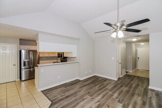 9301 Charly Hill Ln in Memphis, TN - Building Photo - Building Photo