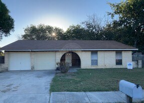 2404 Carnation Dr in Killeen, TX - Building Photo