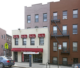 384 Court St in Brooklyn, NY - Building Photo - Building Photo