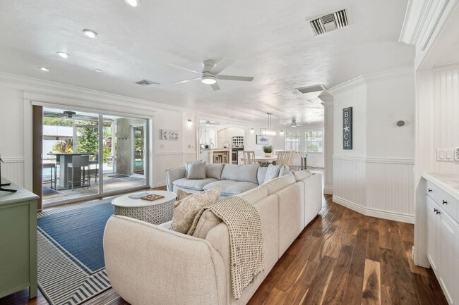 5606 America Dr, Unit SI FL1-ID1590872P