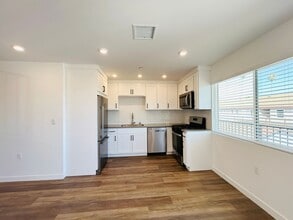 13037 San Fernando Rd in Los Angeles, CA - Building Photo - Building Photo