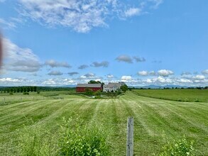 1046 Ethan Allen Hwy in Charlotte, VT - Building Photo - Building Photo