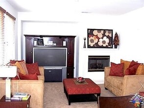 37840 Satinwood Ln in Palmdale, CA - Building Photo - Building Photo