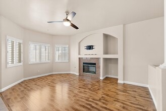 15804 Crest Ln in Gardena, CA - Foto de edificio - Building Photo