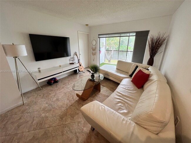 property at 2236 N Cypress Bend Dr