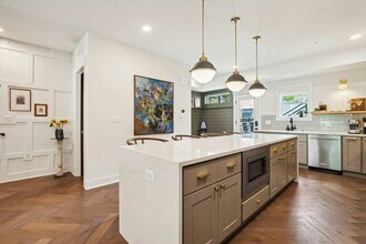 818 Taylor St NW in Washington, DC - Building Photo - Building Photo