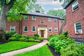 59-75 Wyman St in Newton, MA - Foto de edificio - Building Photo