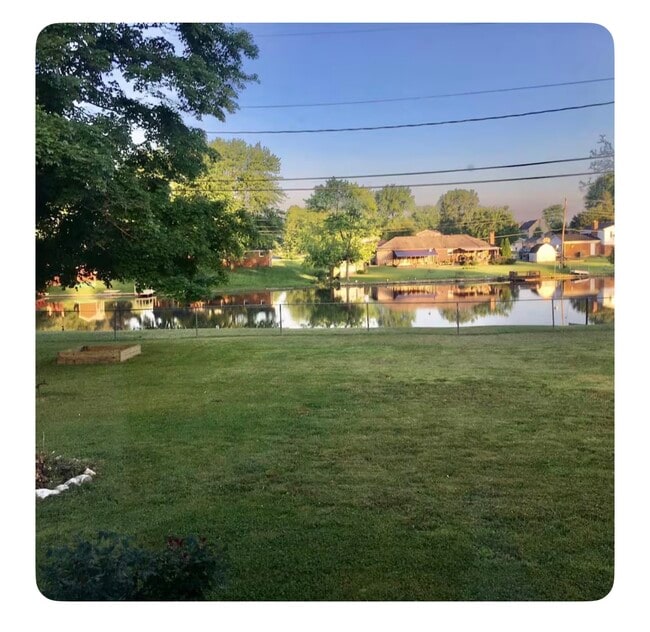 property at 5981 S Amo Ct