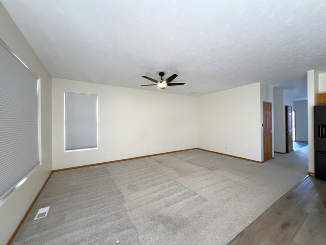 17020 Hackberry Dr in Gretna, NE - Building Photo - Building Photo