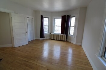 154 Summer St, Unit 1 in Somerville, MA - Building Photo - Building Photo