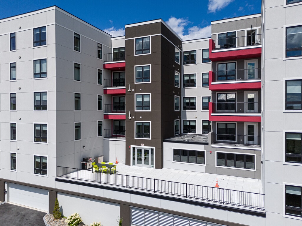 Ezio‘s Place Apartments in Peabody, MA