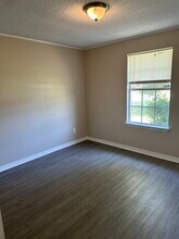 3005 Godwin Ln in Pensacola, FL - Building Photo - Building Photo