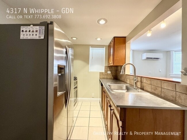 4317 N Whipple in Chicago, IL - Building Photo - Building Photo