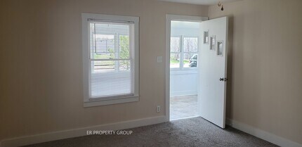 2212 Mapleton Ct in Columbus, IN - Building Photo - Building Photo