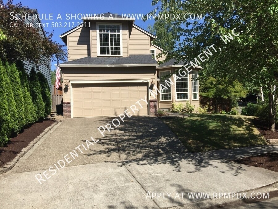 23992 SW Red Fern Dr in Sherwood, OR - Building Photo