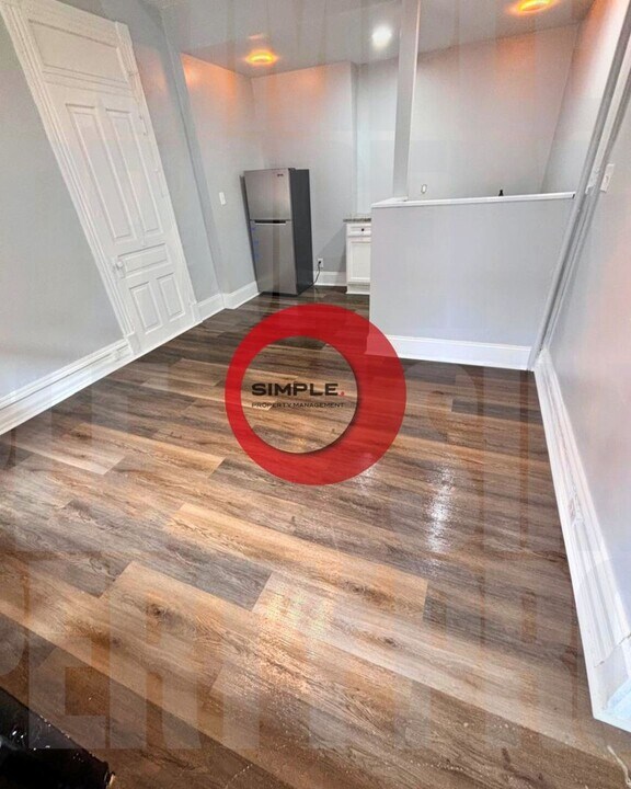 1129 Chestnut St in Reading, PA - Building Photo