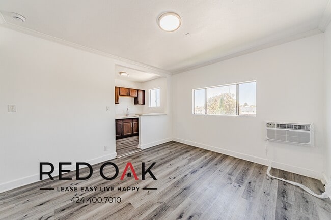 4348 Lockwood