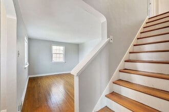 228 Highland Ave in East Pittsburgh, PA - Building Photo - Building Photo