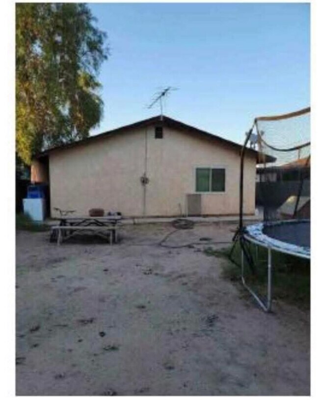 1213 W 1st St in Yuma, AZ - Building Photo - Building Photo