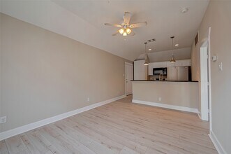 1110 E 24th St in Houston, TX - Building Photo - Building Photo