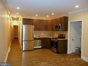 1003 Tasker St-Unit -1 in Philadelphia, PA - Building Photo - Building Photo