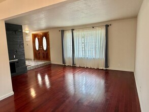 1571 Sun Ln in San Jose, CA - Building Photo - Building Photo