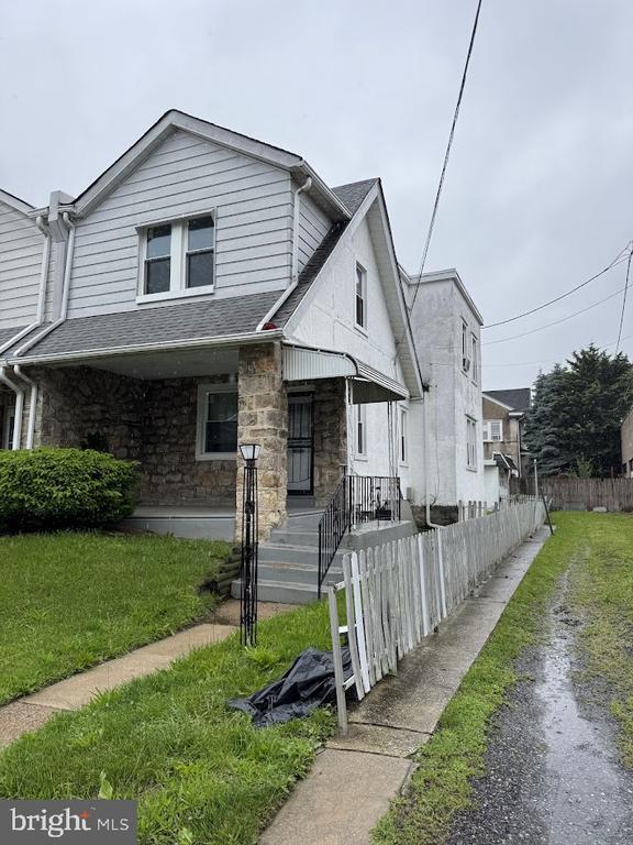 property at 14 S Rigby Ave