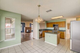 17627 Dansworth Dr in Pflugerville, TX - Building Photo - Building Photo