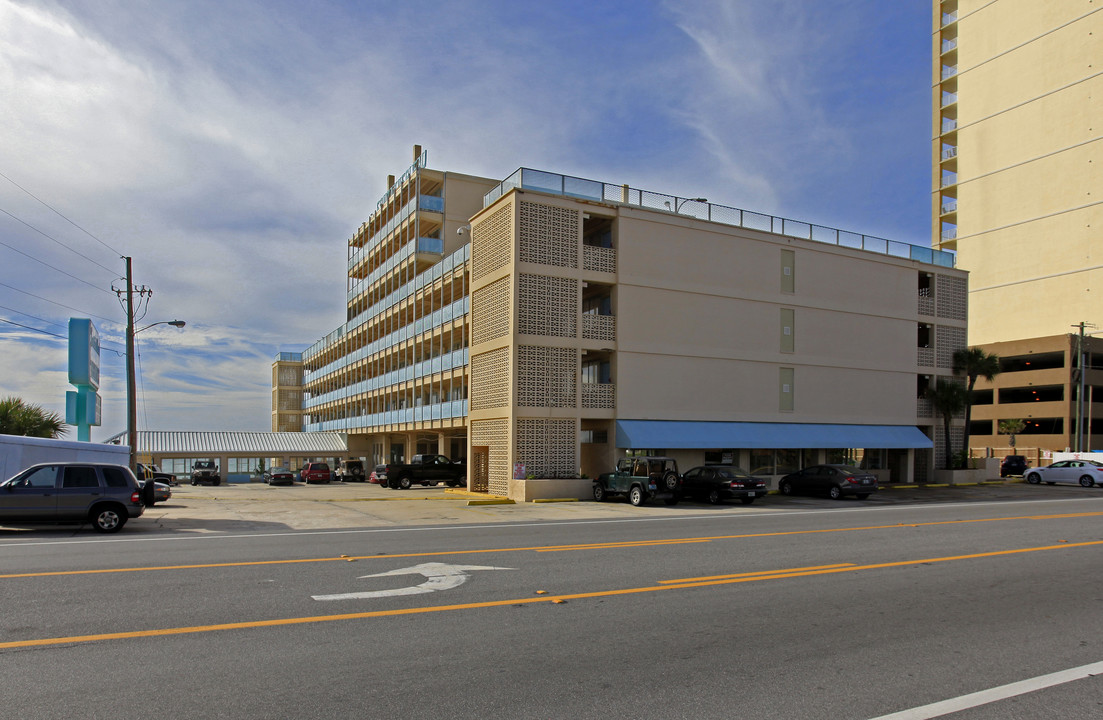 Foutainebleau Terrace in Panama City Beach, FL - Building Photo