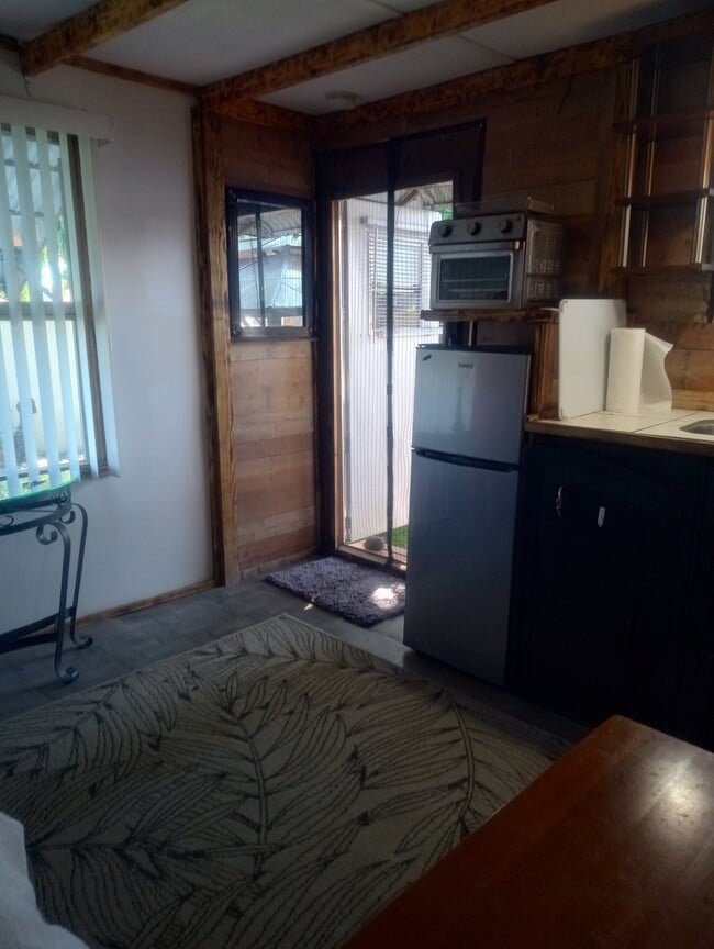 200 NW 48th Ct in Pompano Beach, FL - Building Photo - Building Photo