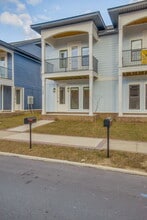 520 N De Villiers St in Pensacola, FL - Foto de edificio - Building Photo