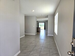 16912 Trite Bend St in Wimauma, FL - Building Photo - Building Photo