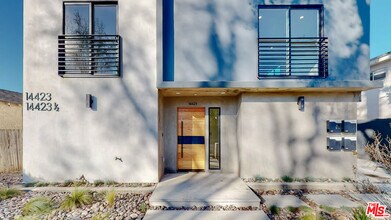 14423 Califa St-Unit -1/2 in Los Angeles, CA - Building Photo - Building Photo
