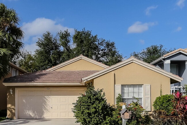property at 10639 Palm Spring Dr