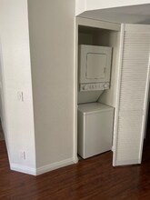 1316 N Columbus Ave in Glendale, CA - Building Photo - Building Photo