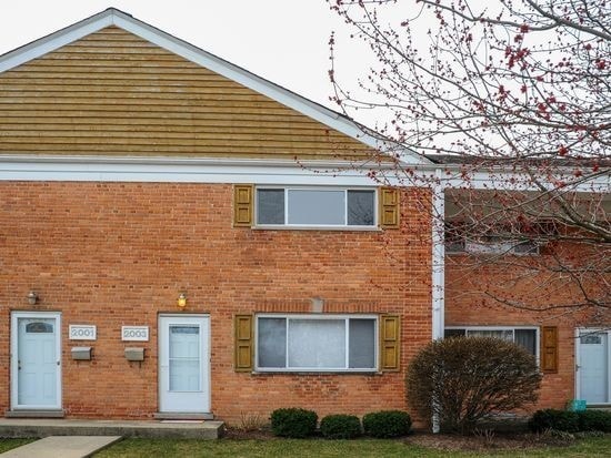 2003 Walters Ave in Northbrook, IL - Building Photo
