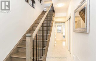 1186 Restivo Ln in Milton, ON - Building Photo