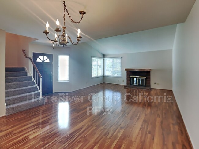 2584 Jacklight Cove in Port Hueneme, CA - Building Photo - Building Photo