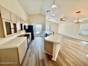 289 Magnolia St in Atlantic Beach, FL - Building Photo - Building Photo